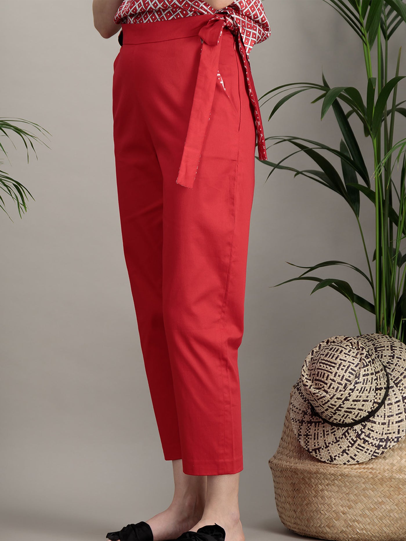 pantalon en coton rouge court